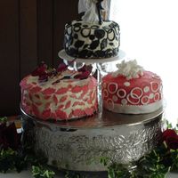 3 Cake Wedding Assemble 