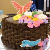 Basketweave I made this cake in my wilton course 2 class, in feb 2009, one day before my birthday...So I celebrated with it! This cake was made with...