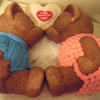 Bears In Love! This cake I made for my father and mother in law....they loved it....I think a cake is a nice and sweet gift always...