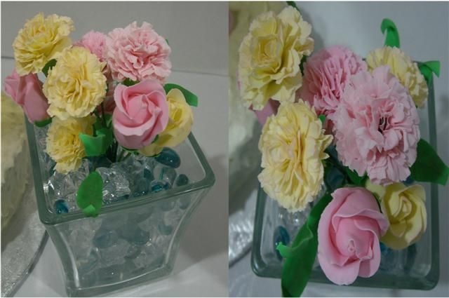 Carnation.jpg I made this for my mother in law on mother's day all flowers made from gumpaste