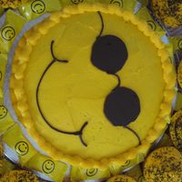 Silly Smiley Face Simple 8" round