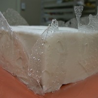 Cracked Ice My first experiment with isomalt as bubble sugar to make a contemporary cake.