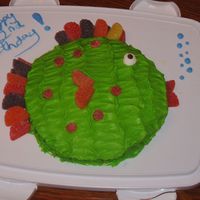 Quick Fish This was a very last minute cake i made for my nephew's bithday. Got the inspiration from the wilton web page. He's fish crazy....