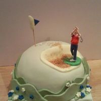 Mini Golf Cake For my father in lwa who is golf crazy