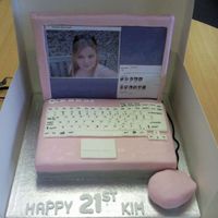 Laptop Cake 