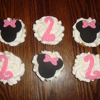 Minnie Mouse Cupcakes 