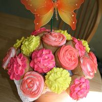 Cake Bouquet - Spring I made this cake for a friends PartyLite party. It was a great hit. It was a yellow cake with buttercream icing.