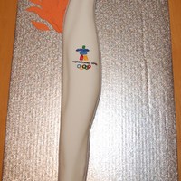 2010 Vancouver Olympic Torch Cake My Sister is an Olympic Torch Bearer for the 2010 Vancouver winter Olympics, so I made her this cake. It is a replica of the torch. Made...