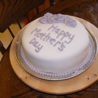 Mmf Mother's Day This is my very first attempt at doing MMF. My buttercream was not cooperating thanks to the rainy weather...TFL:)