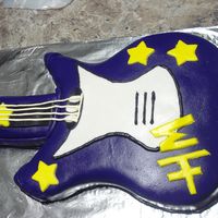 Hanna Montana Guitar This is a copy of a cake that I saw on the internet for a 7 year old friend. She loved it!!!