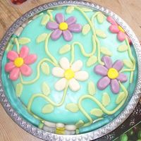 Cake With Flowers 