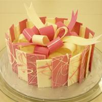 White Chocolate Bow And Shards Cake Made this during my short course on decorating cakes with chocolate. I really enjoyed doing this one, and got a great response from others...