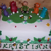 Cuddlies Cake 