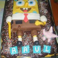 Bob Esponja O Spronge Bob TARTA DE GALLETAS Y BOB EN BIZCOCHO DE MAYONESA Y CREMA CUBIERTO CON PASTA LAMINADA