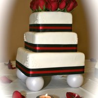 Elegant Black/white/red Wedding Cake 