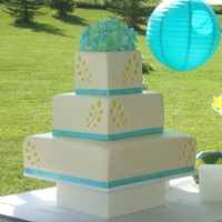 Hydrangea Square Wedding Cake 