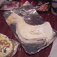 Grandmas Goose.. I kinda made this a little messy but had little time to ice it. Looking at the pic you can tell that it has crumbs in the icing, but...