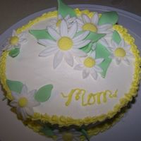 Daisy Cake My first take at making cake decorations.