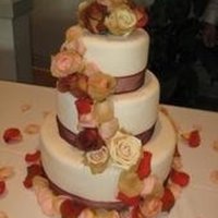 Fresh Flower Fondant Cake with Fresh Flowers