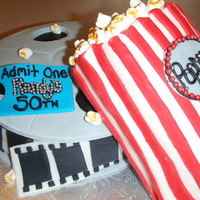 Movie Reel & Popcorn Fun cake to make! Fondant