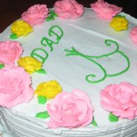 Img_1293.jpg Dad's 84th birthday cake, he wanted roses.All BC
