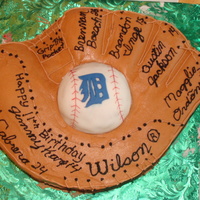 Detroit Tigers Baseball Buttercream frosting baseball mitt with styrofoam/fondant ball
