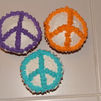 Peace Sign Cupcakes Buttercream peace sign cupcakes.
