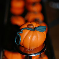 Pumkin Patch Made these from 100% MMF. They were ordered for cupcakes and ended up not getting used. They were a lot of fun to make though and always...