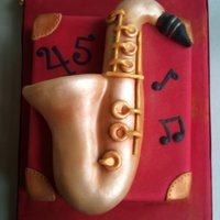 Saxophone Cake 