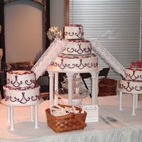 Stephens.jpg VERY 1st wedding cake. It was very big.