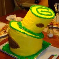 Green Bay Packers Topsy Turvy My first attempt at a topsy turvy and it BARELY made it. Bottom tier is 3-9" Orange Dreamscle w/BC filling, top tier is 3-6" WASC...