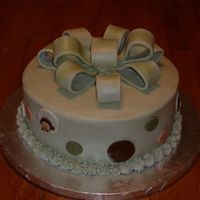 Mod Pod Pop Monkey Buttercream cake for babyshower. This was designed to match the baby's room theme. There are little monkeys poking their heads out of...