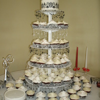 Damask Granduer black and white kupkake wedding
