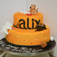 Puppy Cake tried using spray on colour in this one - was not a good idea!! lol ;o) Thankfully it turned out all right in the end ;o)