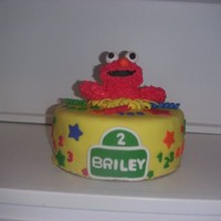 Elmo Cake I think this is my favorite cake so far. I love the bright colors.