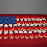 American Flag Cupcakes I made this for an Eagle court of Honor reception.