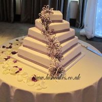 Purple Loops Wedding Cake 
