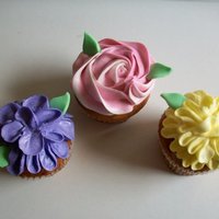 Flower Cupcakes 