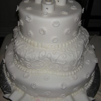 First Communion This was the cake i made for my neice's 1st communion a couple of weeks ago. Thank you to berni2611 for sharing her cross design here...