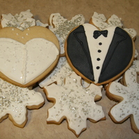 Bride, Groom And Snoflakes 