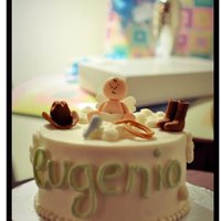 Cowbabyboy vanilla with "dulce de leche" , buttercream icing and sugarpaste