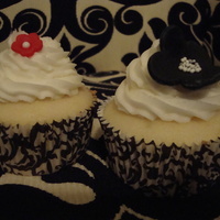 Asian Theme Cupcakes I did these cupcakes to match a mini cake for an adoption baby shower. The chinese take-out boxes make a cute way to transport individual...