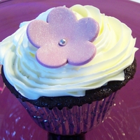 Cupcake Yummy chocolate cupcake with SMBC and fondant flower