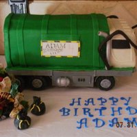 Elevated 3D Garbage Truck This is my son's cake for his 4th birthday. He is obsessed with garbage trucks, so it was natural to do this. I want to point out that...