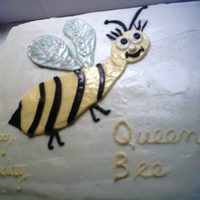 "queen Bee" White cake with vanilla buttercream frosting, fondant "bee"