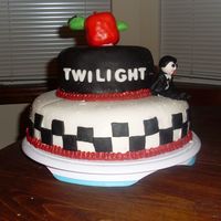 Twilight Theme Cake I had to create a theme cake for my final in Wilton Cake 3. Here it is.