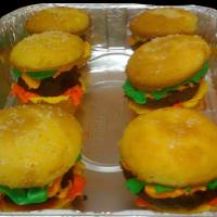 Burger Cupcakes Fun burger cupcakes for a 4th of July cookout