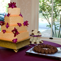 Off-Set Square Wedding Cake With Fresh Flowers Love the flowers they provided for this cake!