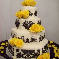 Damask With Yellow Roses This cake is simply elegant! I absolutely love the yellow with the damask print. I love damask, love it, love it!!!