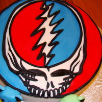 Grateful Dead sponge cake, covered with fondant